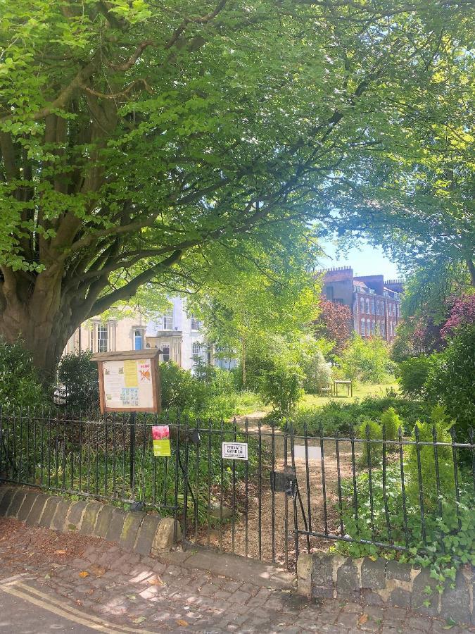 Elegant Georgian Near Clifton Village *